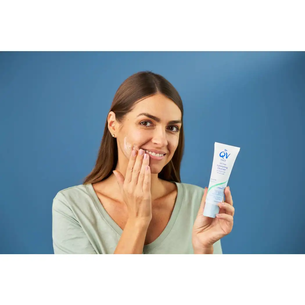 QV FACE OIL FREE CLEANSER OILY&COMB SKIN 75G - Image 3